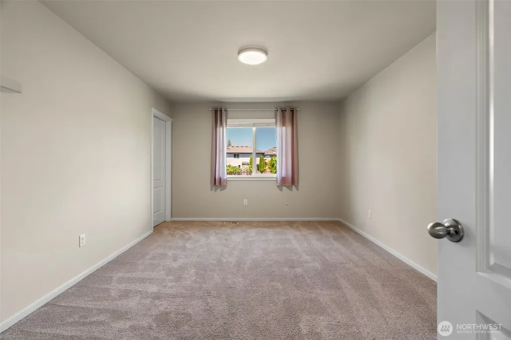 22313 38th Avenue SE Bothell WA 98021