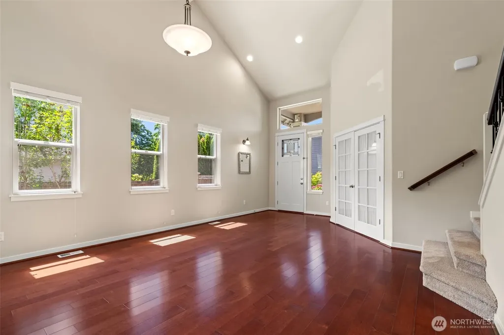 22313 38th Avenue SE Bothell WA 98021