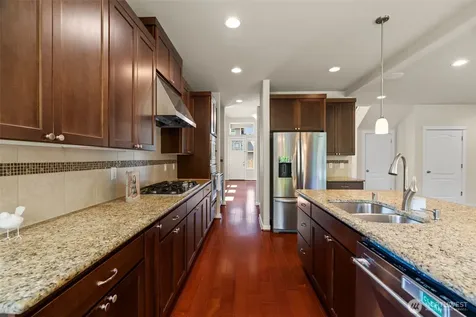 22313 38th Avenue SE Bothell WA 98021