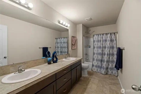 22313 38th Avenue SE Bothell WA 98021
