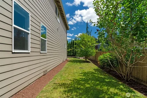 22313 38th Avenue SE Bothell WA 98021
