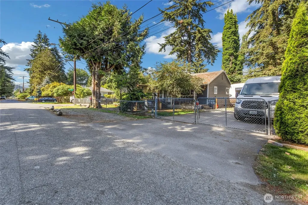 3009 D Street SE Auburn WA 98002