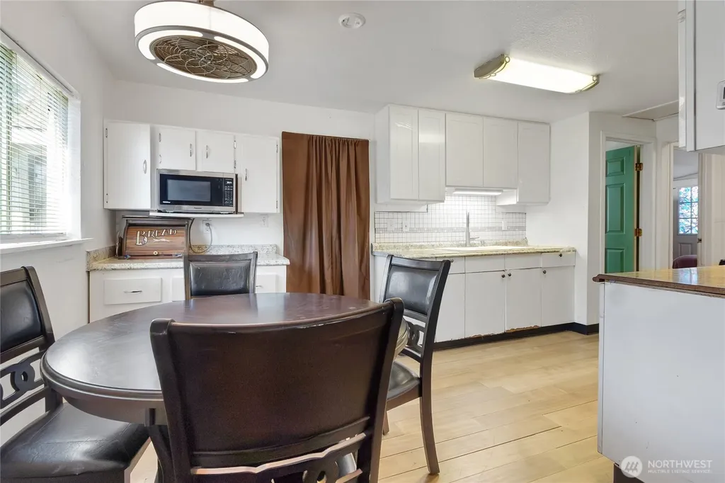 3009 D Street SE Auburn WA 98002
