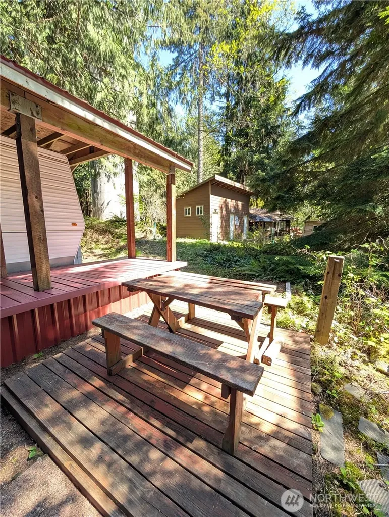 5191 Ma Kook Trail Concrete WA 98237