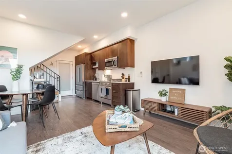 1112 13th Avenue Seattle WA 98122