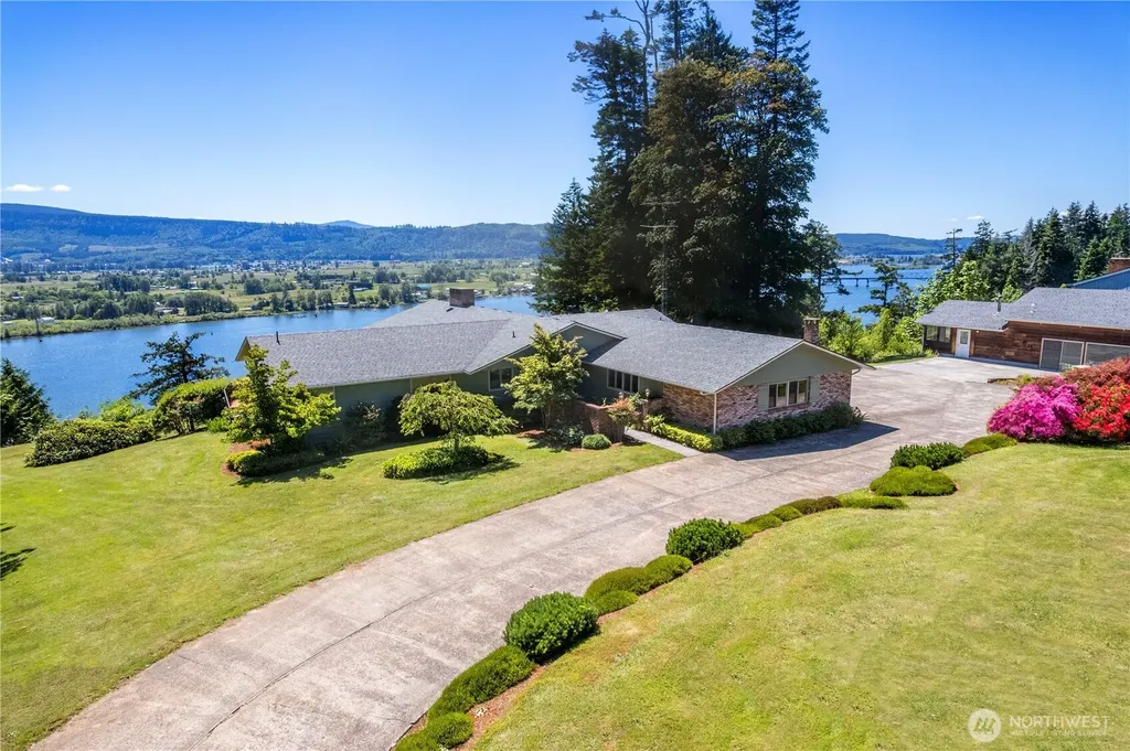 18 Island View Lane Cathlamet WA 98612