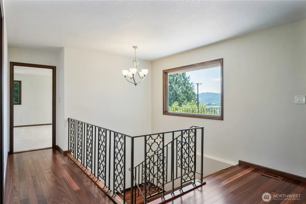 18 Island View Lane Cathlamet WA 98612