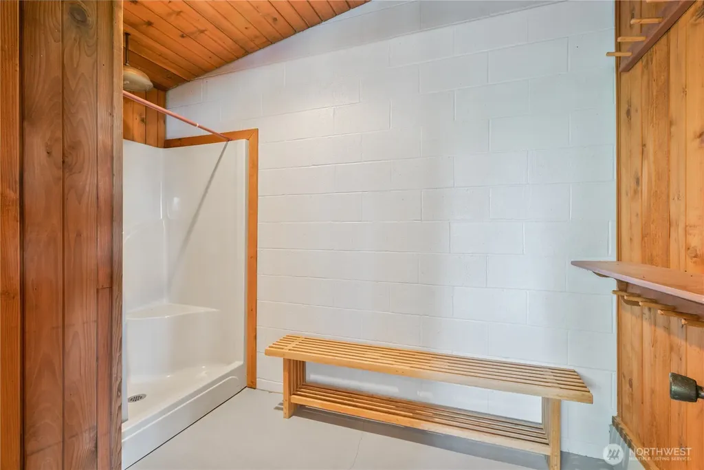 18 Island View Lane Cathlamet WA 98612