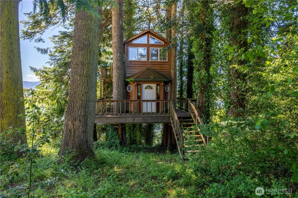 18 Island View Lane Cathlamet WA 98612