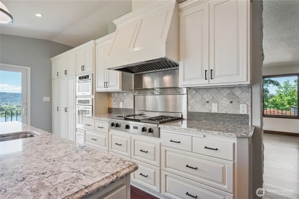 18 Island View Lane Cathlamet WA 98612