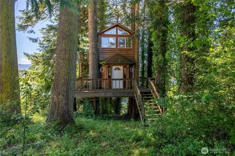18 Island View Lane Cathlamet WA 98612