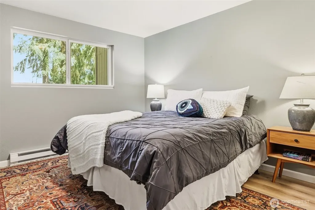 22105 66th Avenue W Mountlake Terrace WA 98043