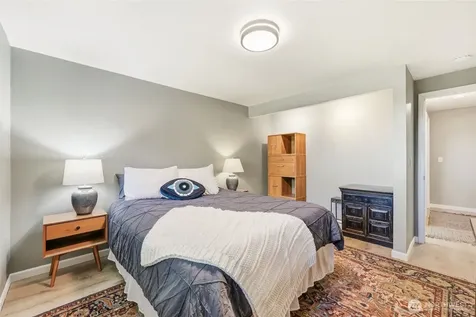 22105 66th Avenue W Mountlake Terrace WA 98043