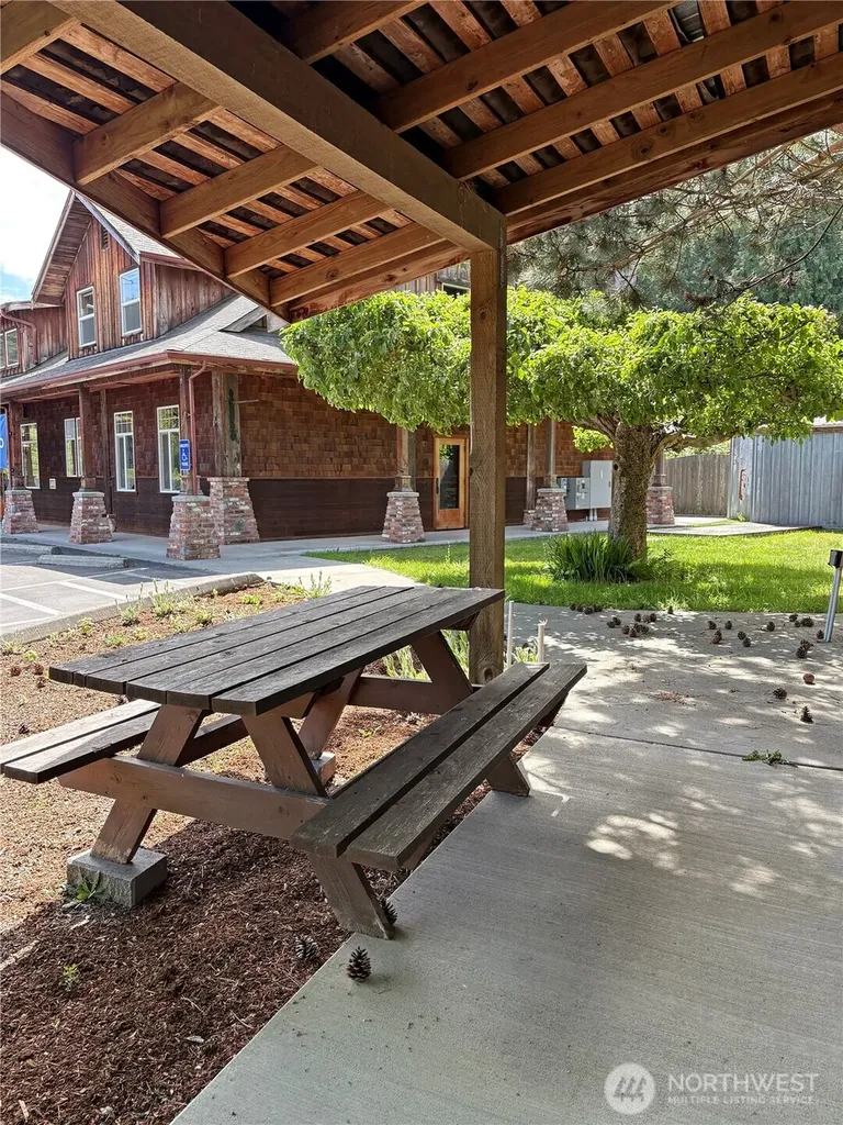 1794 Main Street Freeland WA 98249