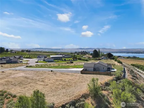 16 Columbia View Drive Brewster WA 98812