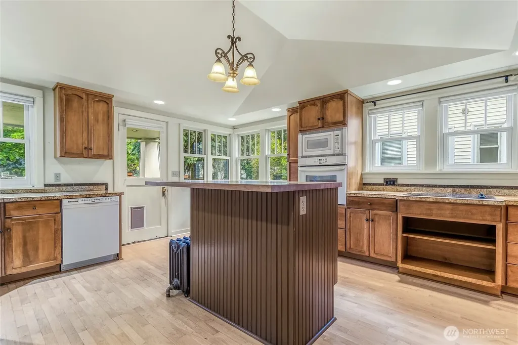 325 Main Street Waitsburg WA 99361