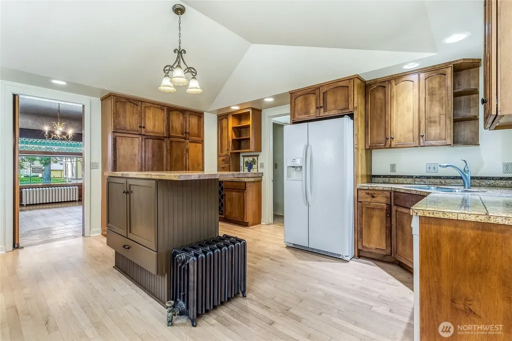325 Main Street Waitsburg WA 99361