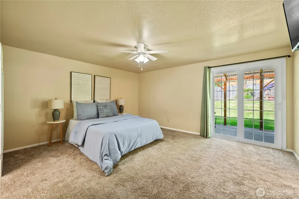 9529 62nd Dr NE Marysville WA 98270