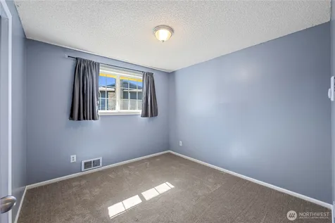 9529 62nd Dr NE Marysville WA 98270