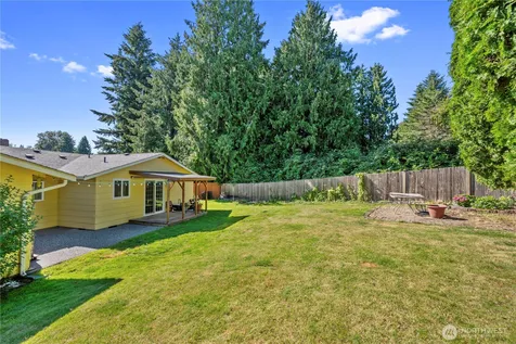 9529 62nd Dr NE Marysville WA 98270