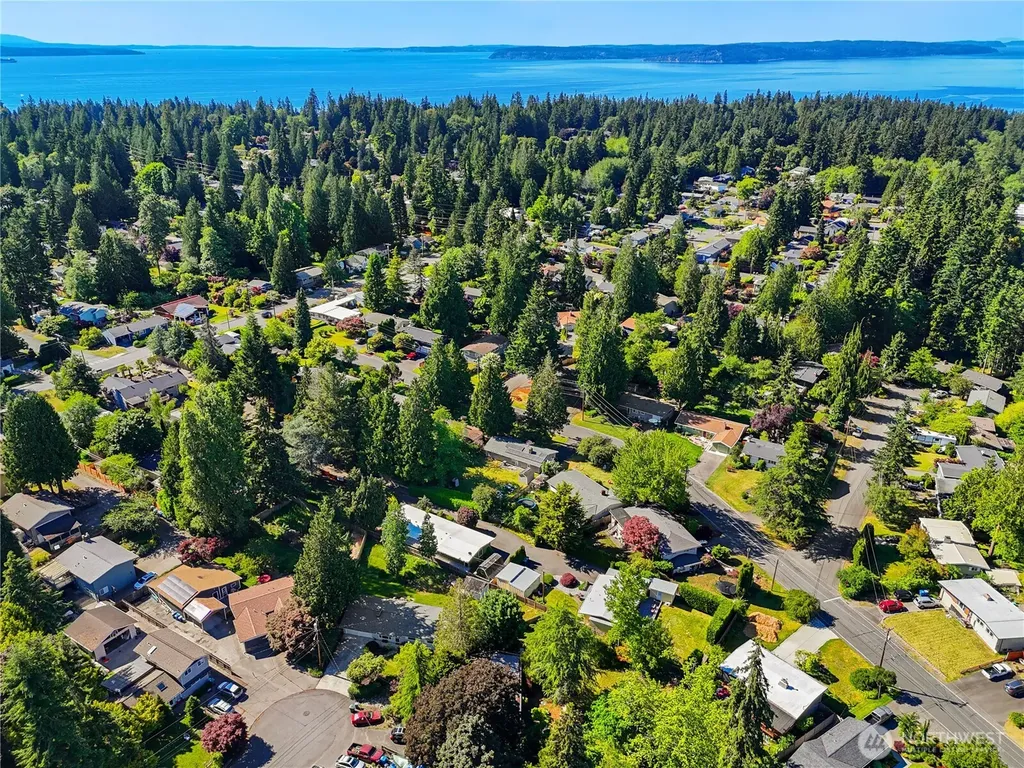 7825 189th Place SW Edmonds WA 98026