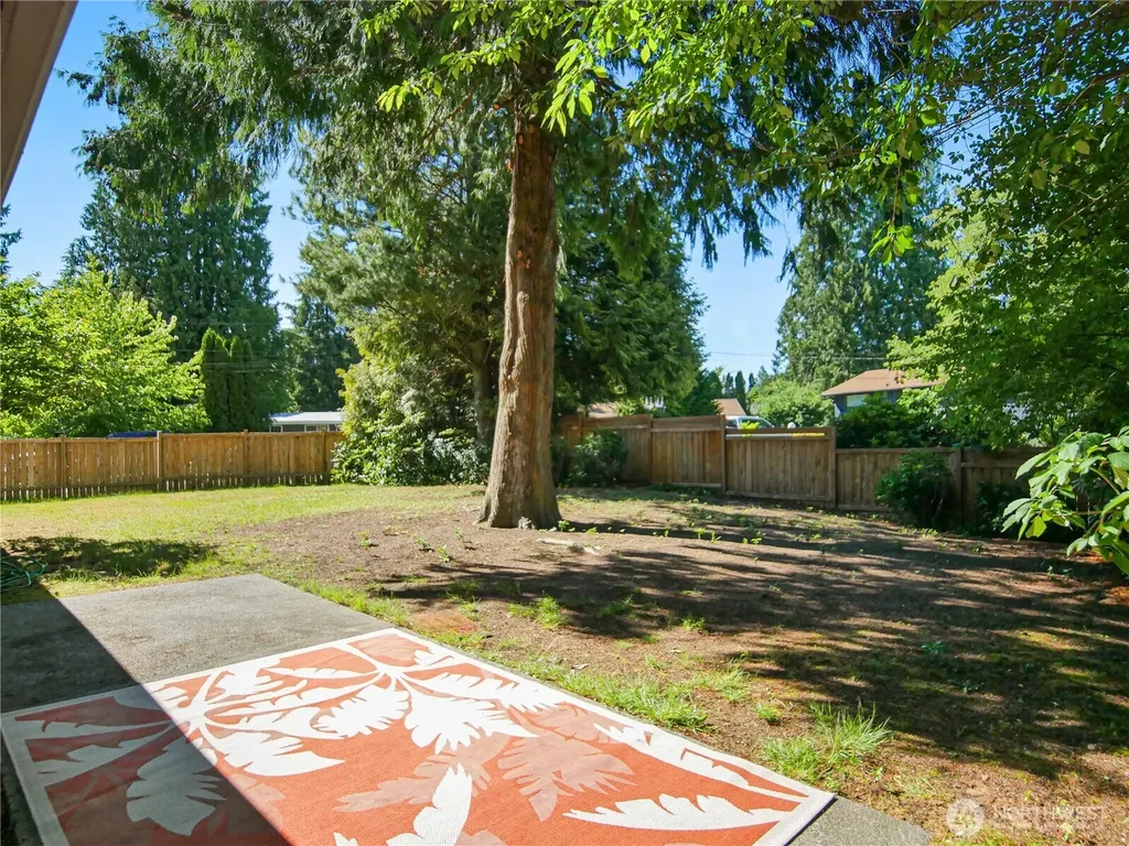 7825 189th Place SW Edmonds WA 98026