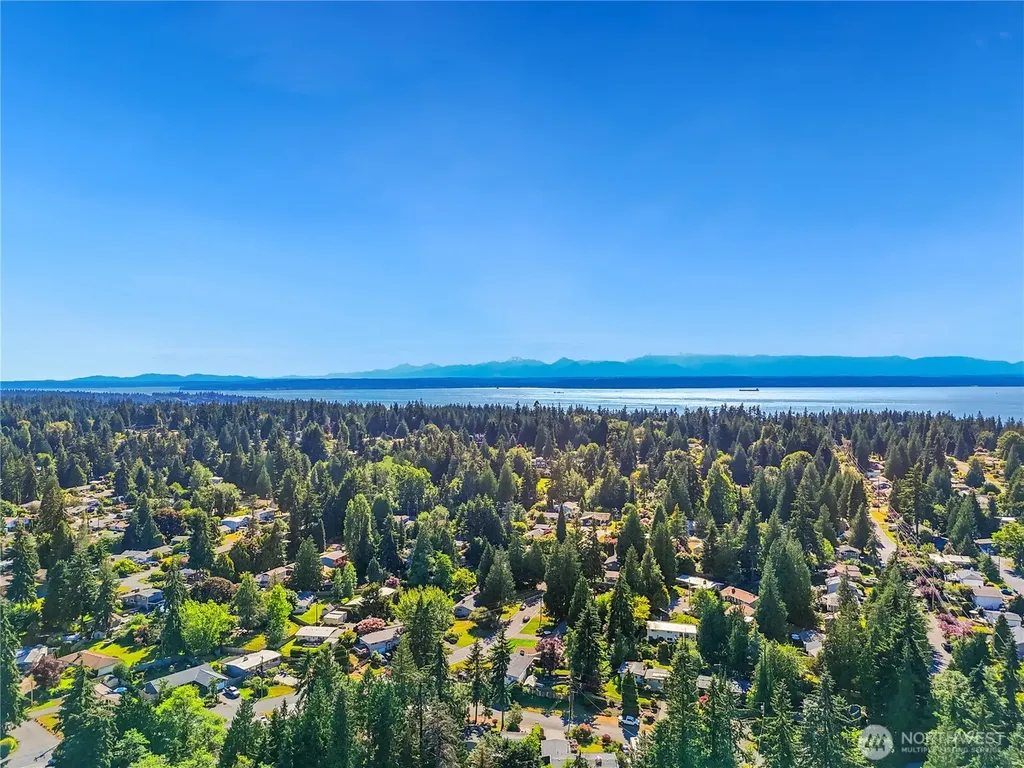 7825 189th Place SW Edmonds WA 98026