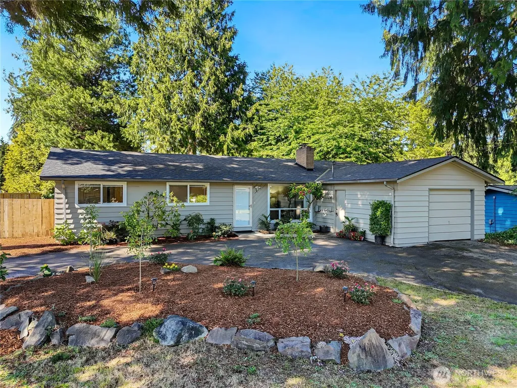 7825 189th Place SW Edmonds WA 98026