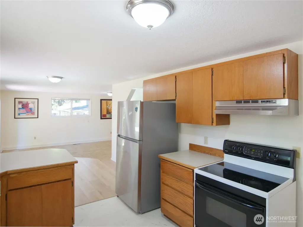 7825 189th Place SW Edmonds WA 98026