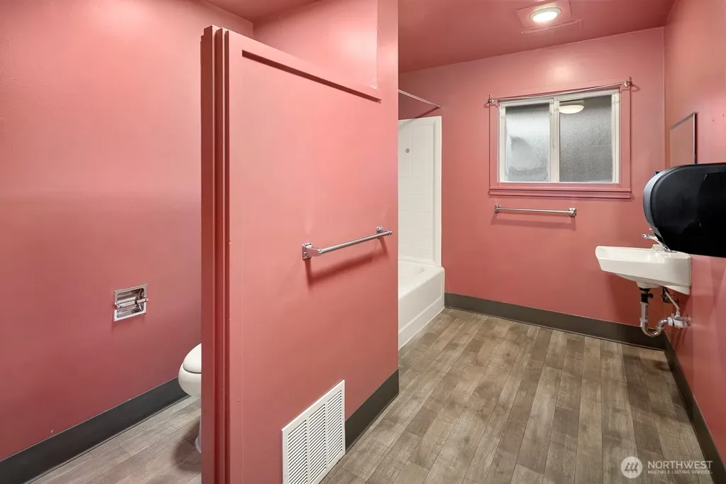 3601 NE 123rd Street Seattle WA 98125