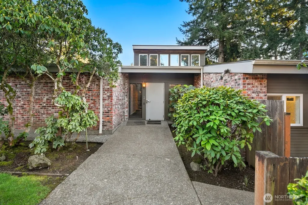 3601 NE 123rd Street Seattle WA 98125