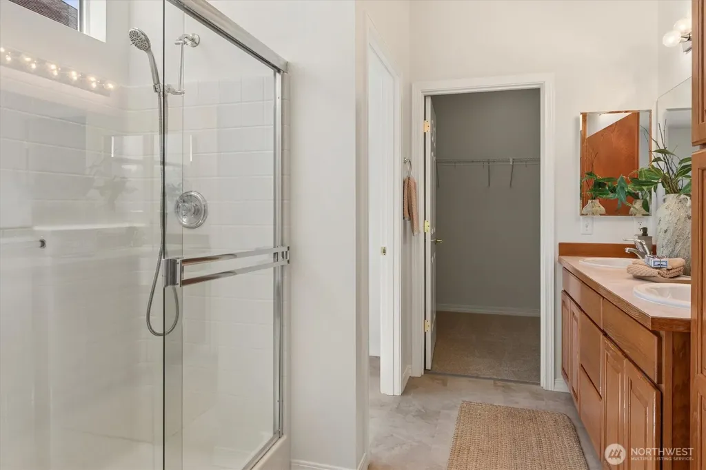 12534 230th Place NE Redmond WA 98053