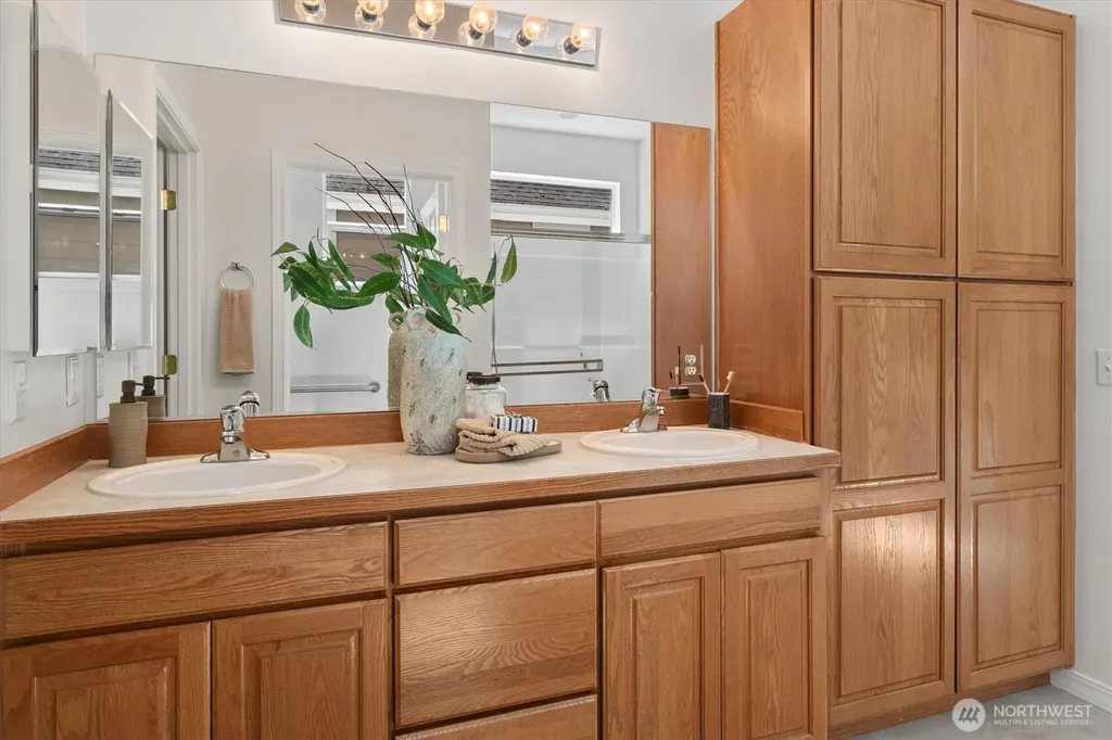 12534 230th Place NE Redmond WA 98053