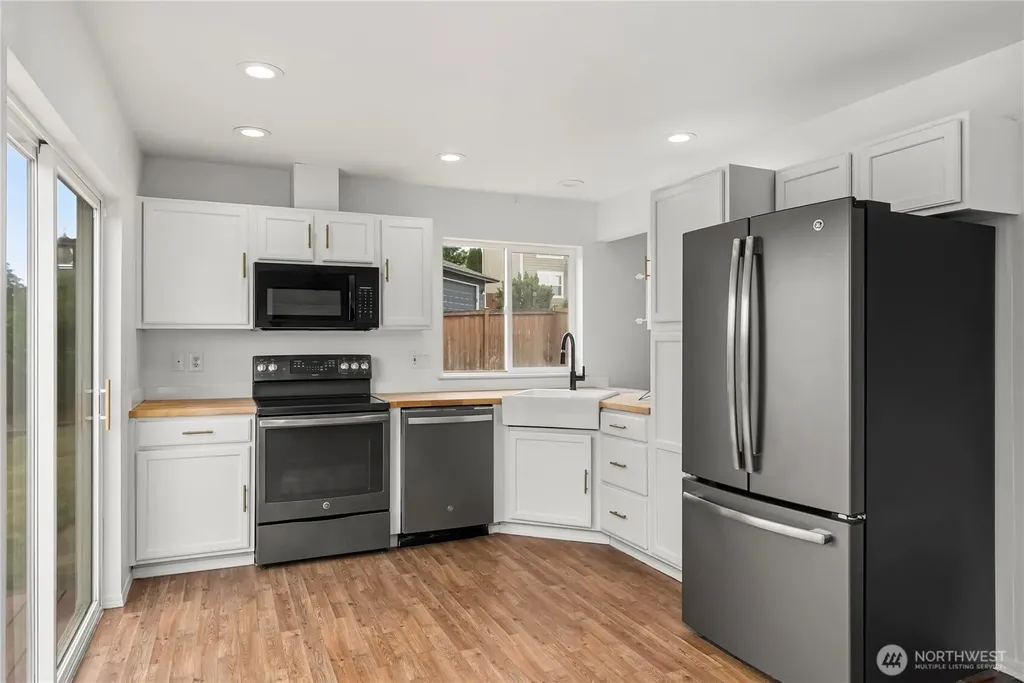 1417 196th Street Ct E Spanaway WA 98387