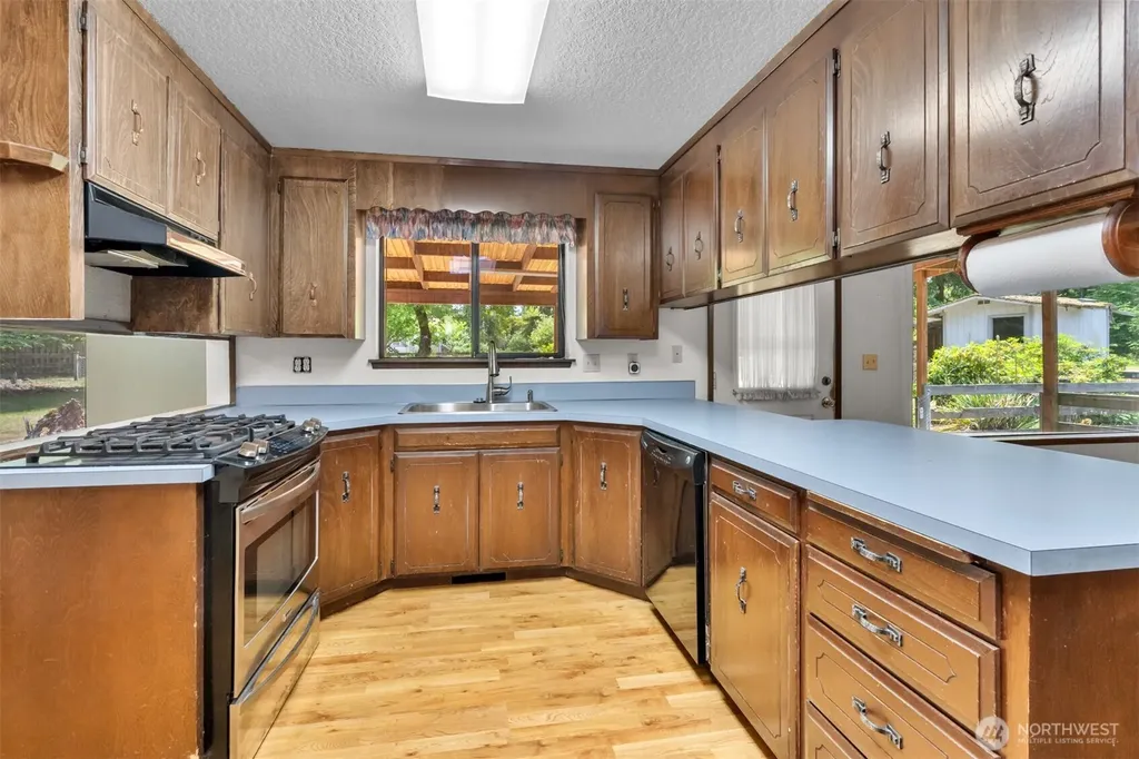 7825 Mullen Road SE Lacey WA 98503