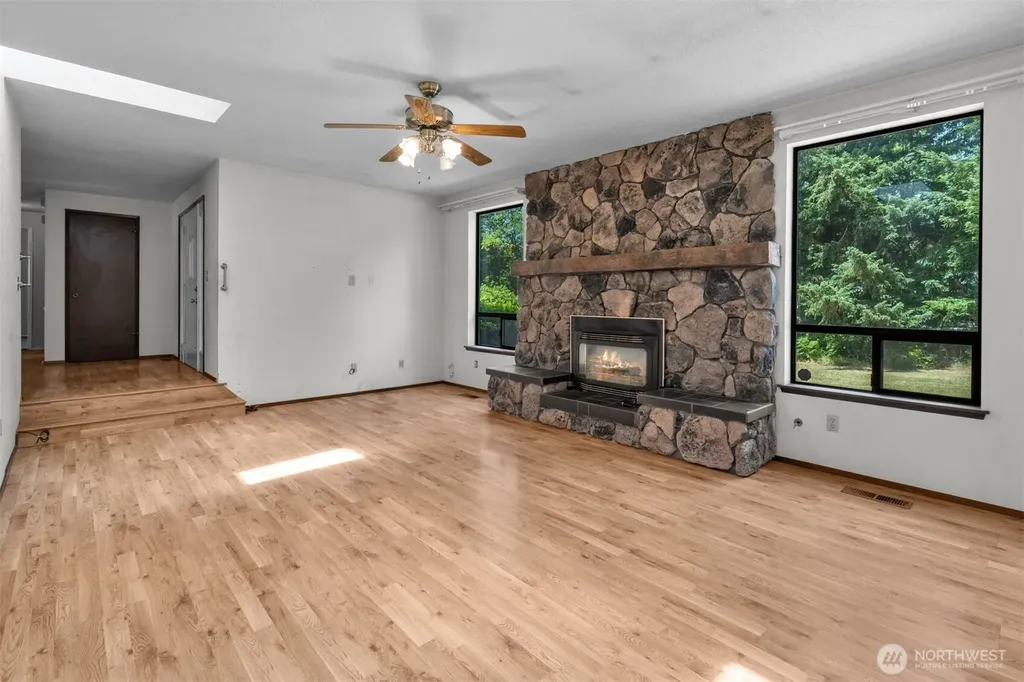 7825 Mullen Road SE Lacey WA 98503