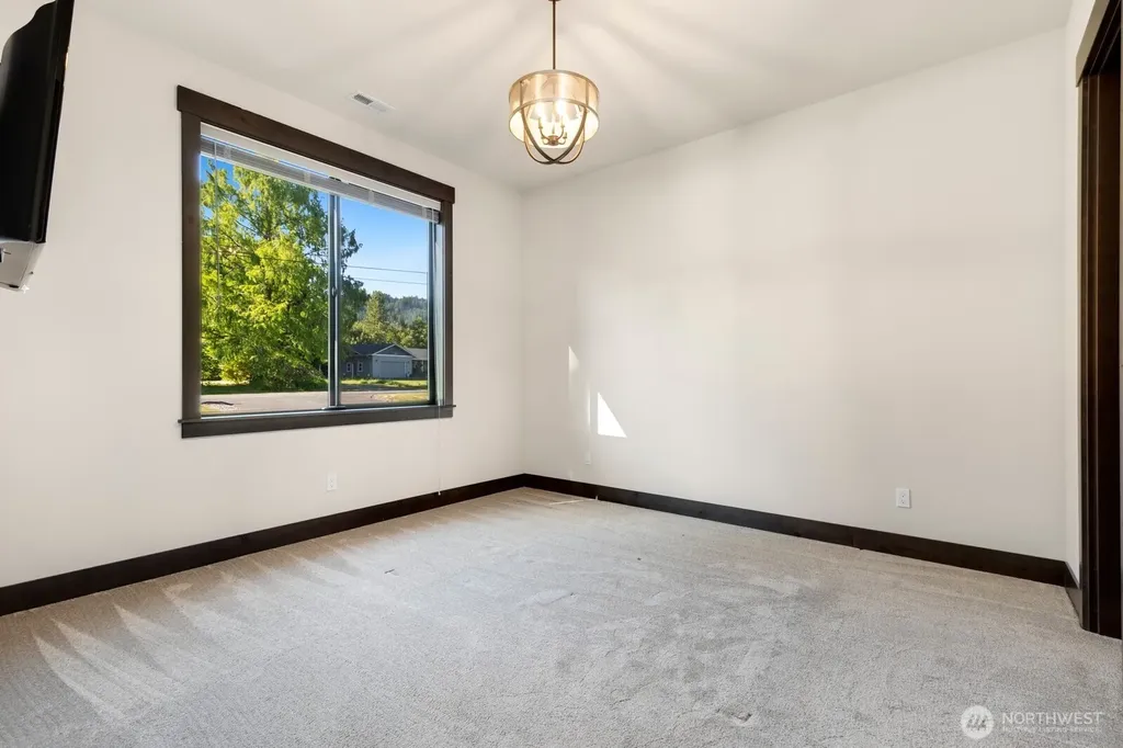 35945 SE 49th Street Fall City WA 98024