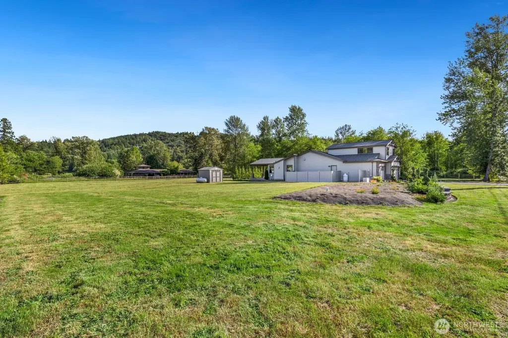 35945 SE 49th Street Fall City WA 98024