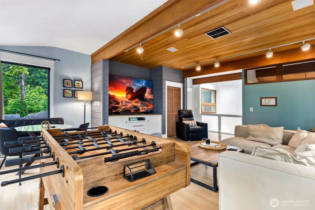 25210 SE 159th Street Issaquah WA 98027