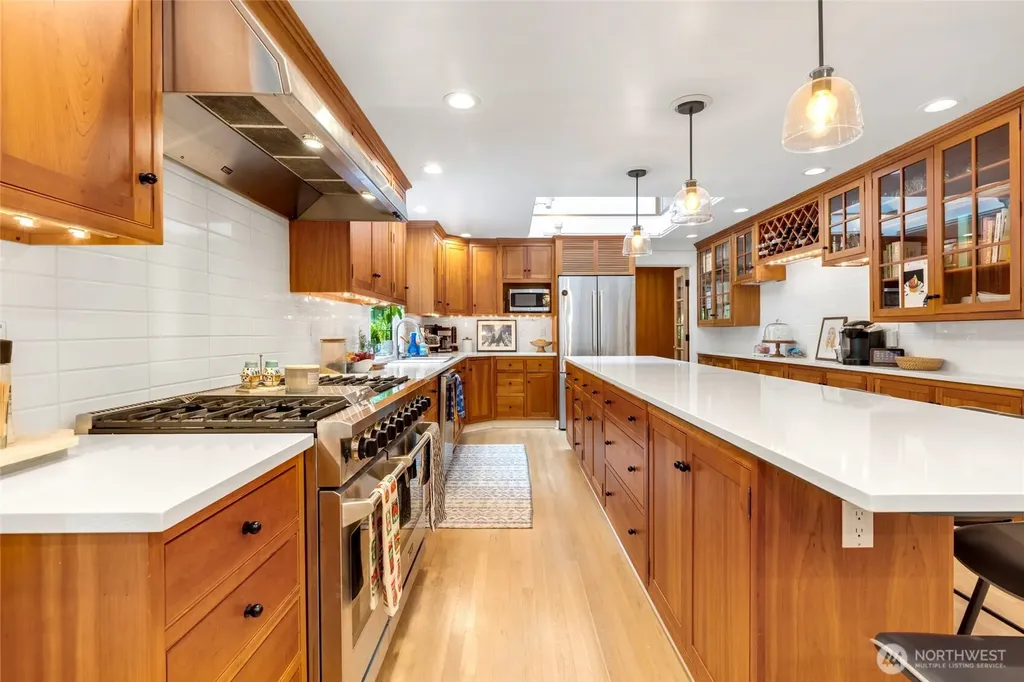 25210 SE 159th Street Issaquah WA 98027