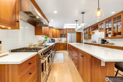 25210 SE 159th Street Issaquah WA 98027