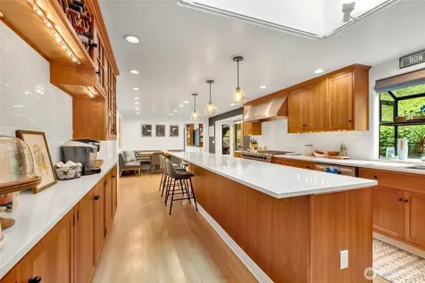 25210 SE 159th Street Issaquah WA 98027