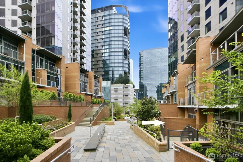 10620 NE 9th Place Bellevue WA 98004