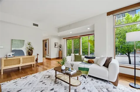 10620 NE 9th Place Bellevue WA 98004
