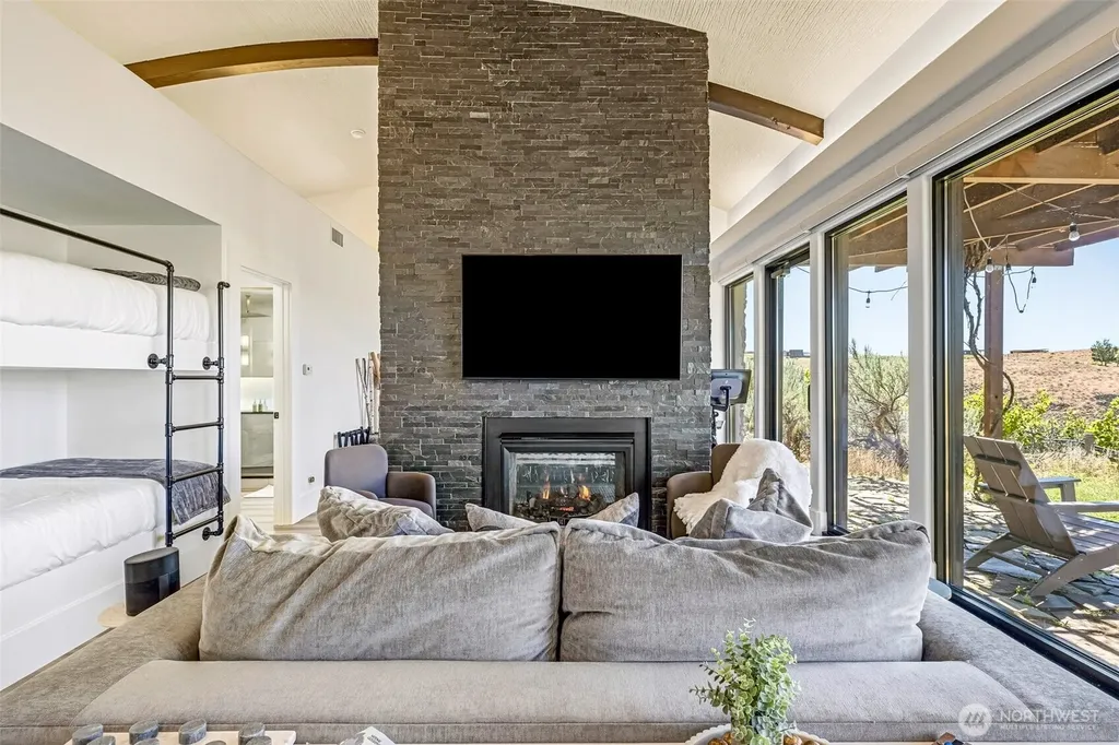 23658 Sagecliffe Road NW Quincy WA 98848