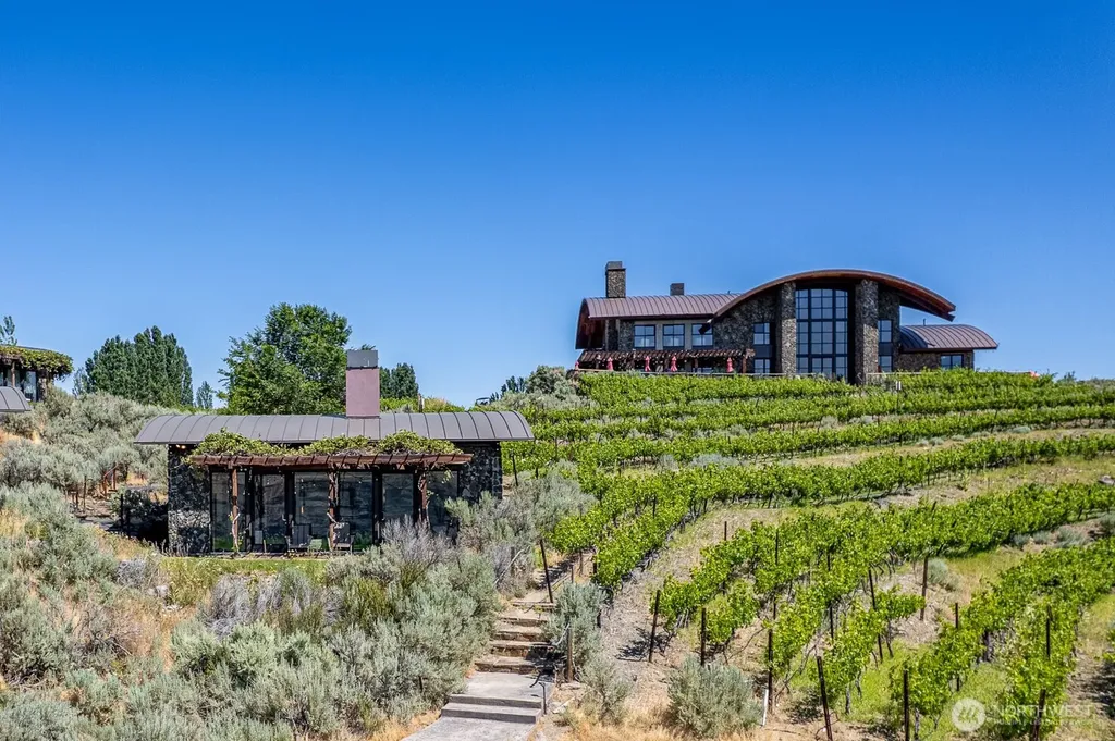 23658 Sagecliffe Road NW Quincy WA 98848