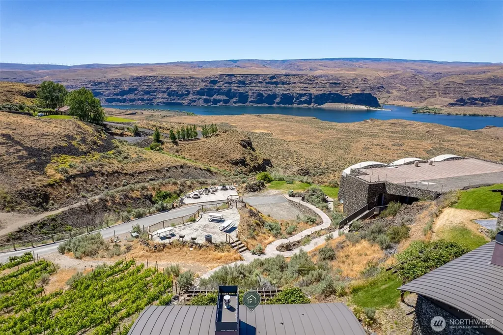 23658 Sagecliffe Road NW Quincy WA 98848