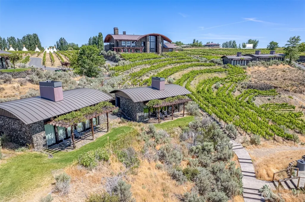 23658 Sagecliffe Road NW Quincy WA 98848