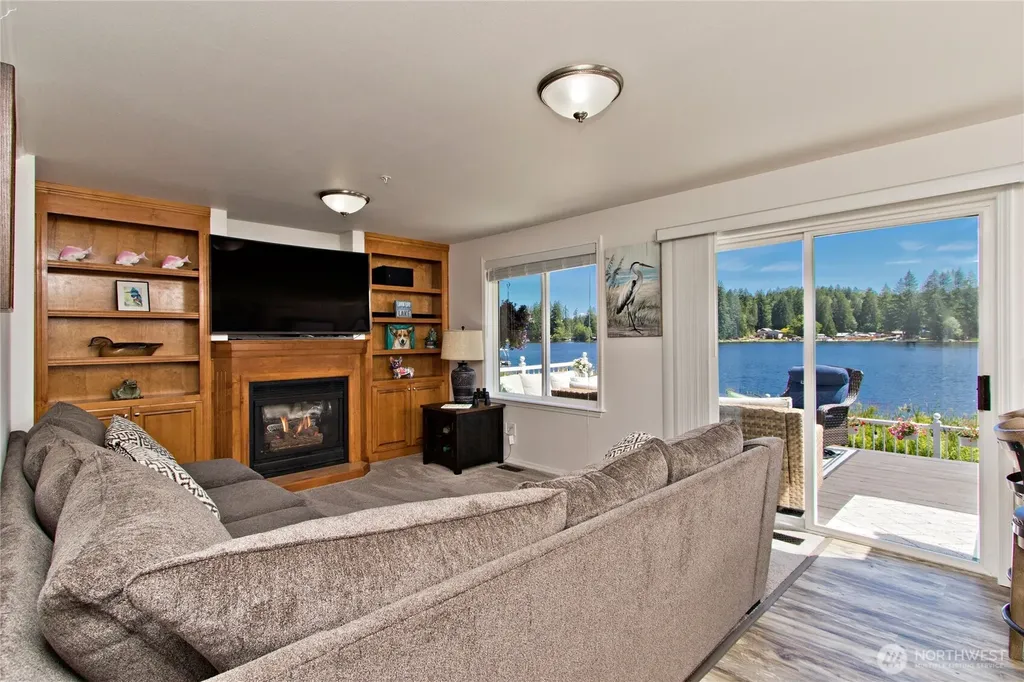 32421 Whitman Lake Drive E Graham WA 98338