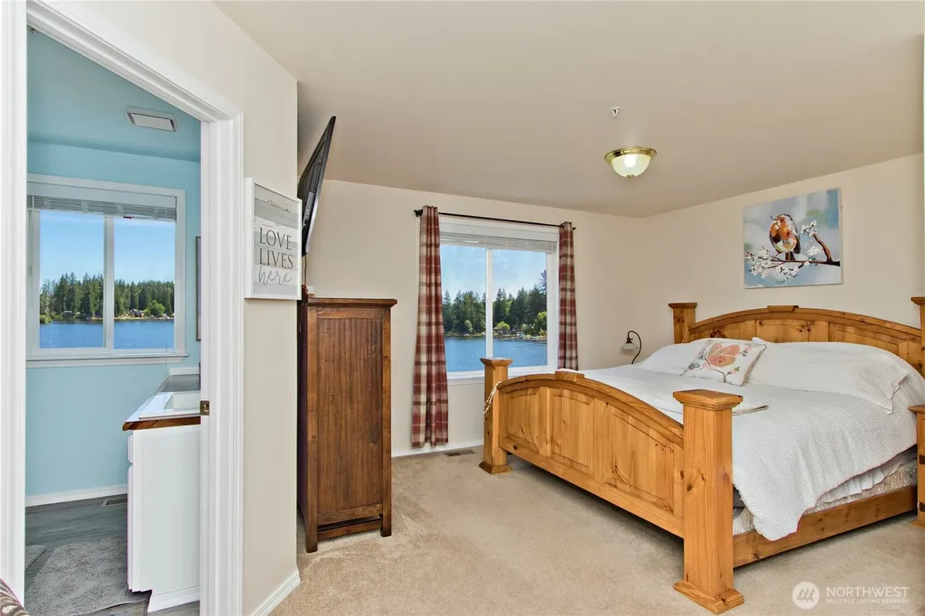 32421 Whitman Lake Drive E Graham WA 98338
